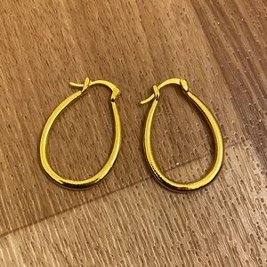 Gold dangle earrings sophisticated classic jewelry